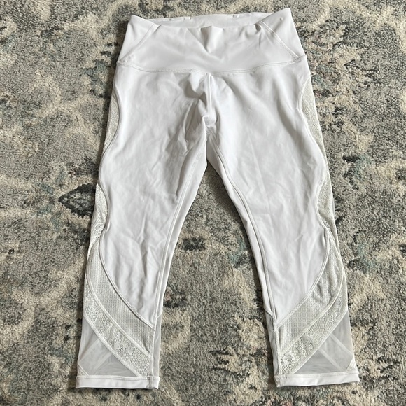 Lululemon Wunder Under Crop 21" *Lace - Picture 1 of 10